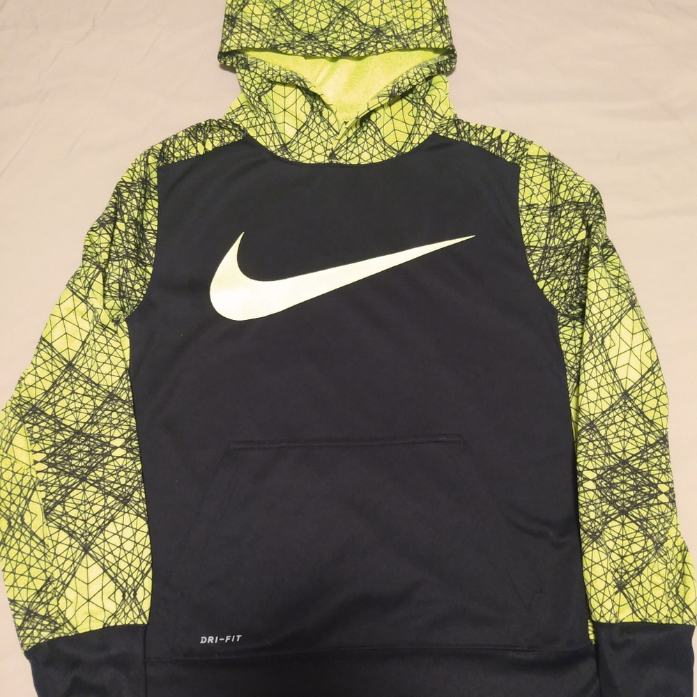 Boy's Large Nike Dri-Fit Sweatshirt